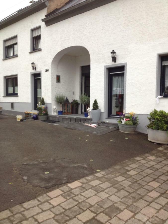 Ferienappartment Mit Schlafzimmer Farschweiler Экстерьер фото