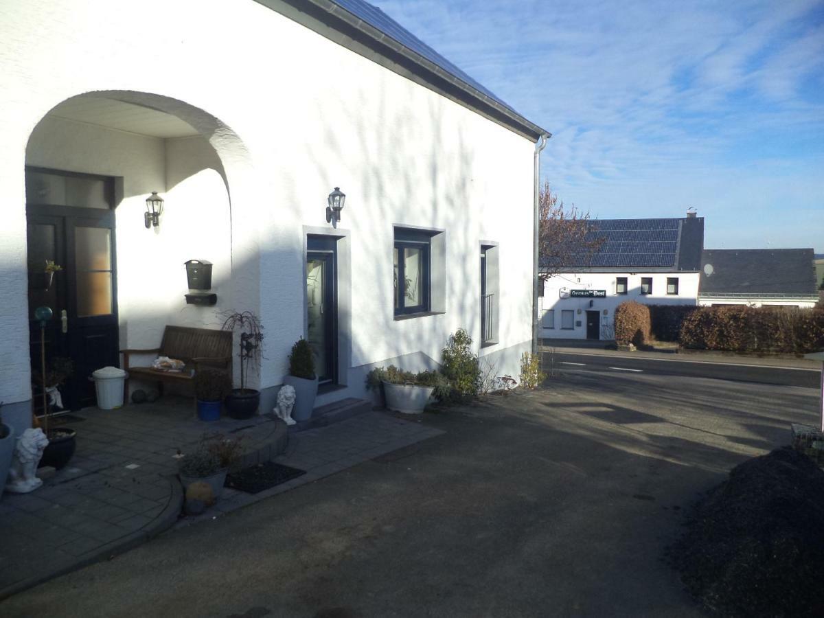 Ferienappartment Mit Schlafzimmer Farschweiler Экстерьер фото