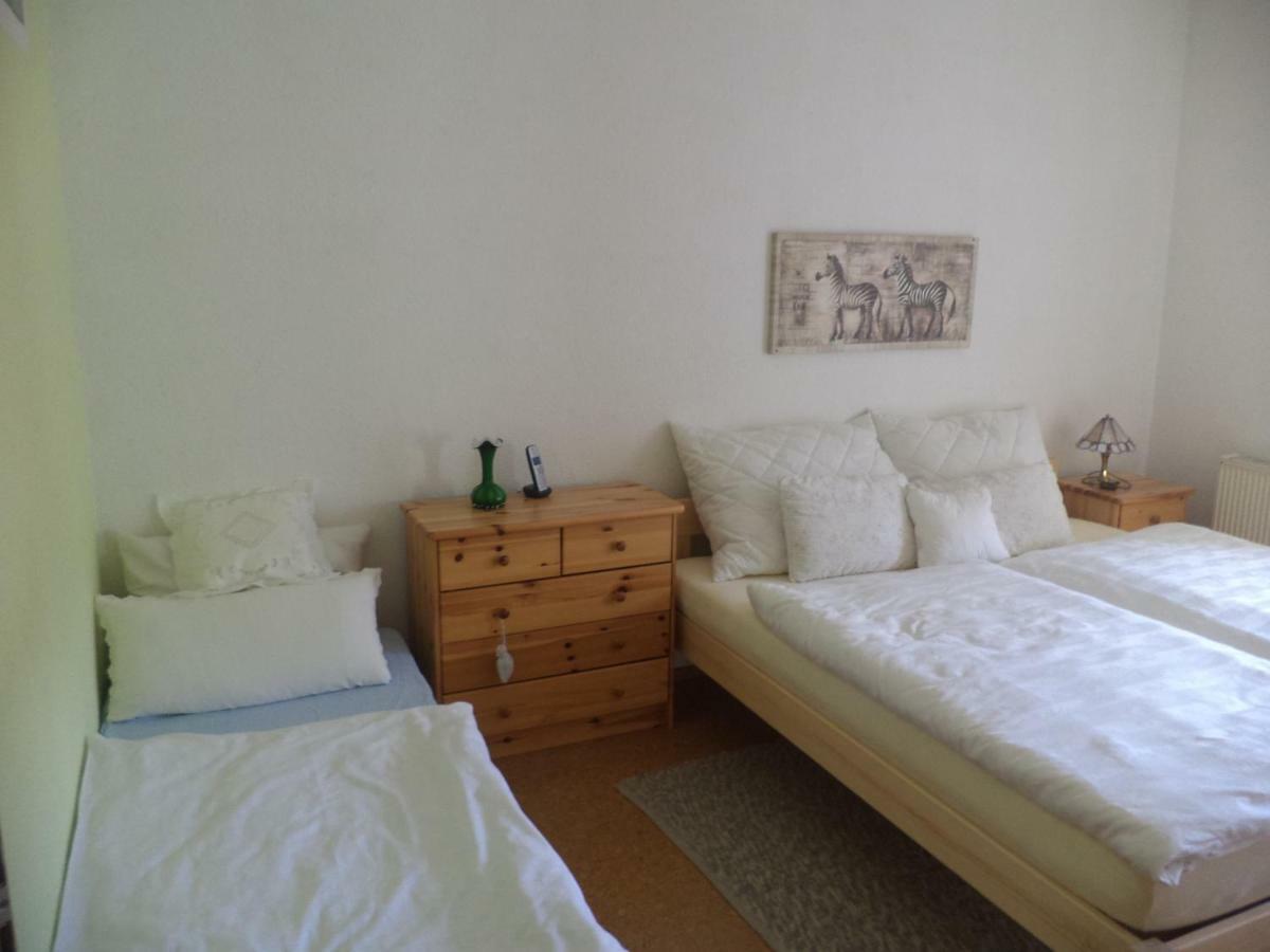 Ferienappartment Mit Schlafzimmer Farschweiler Экстерьер фото